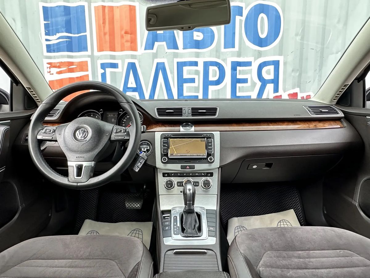 Volkswagen Passat — фото 10