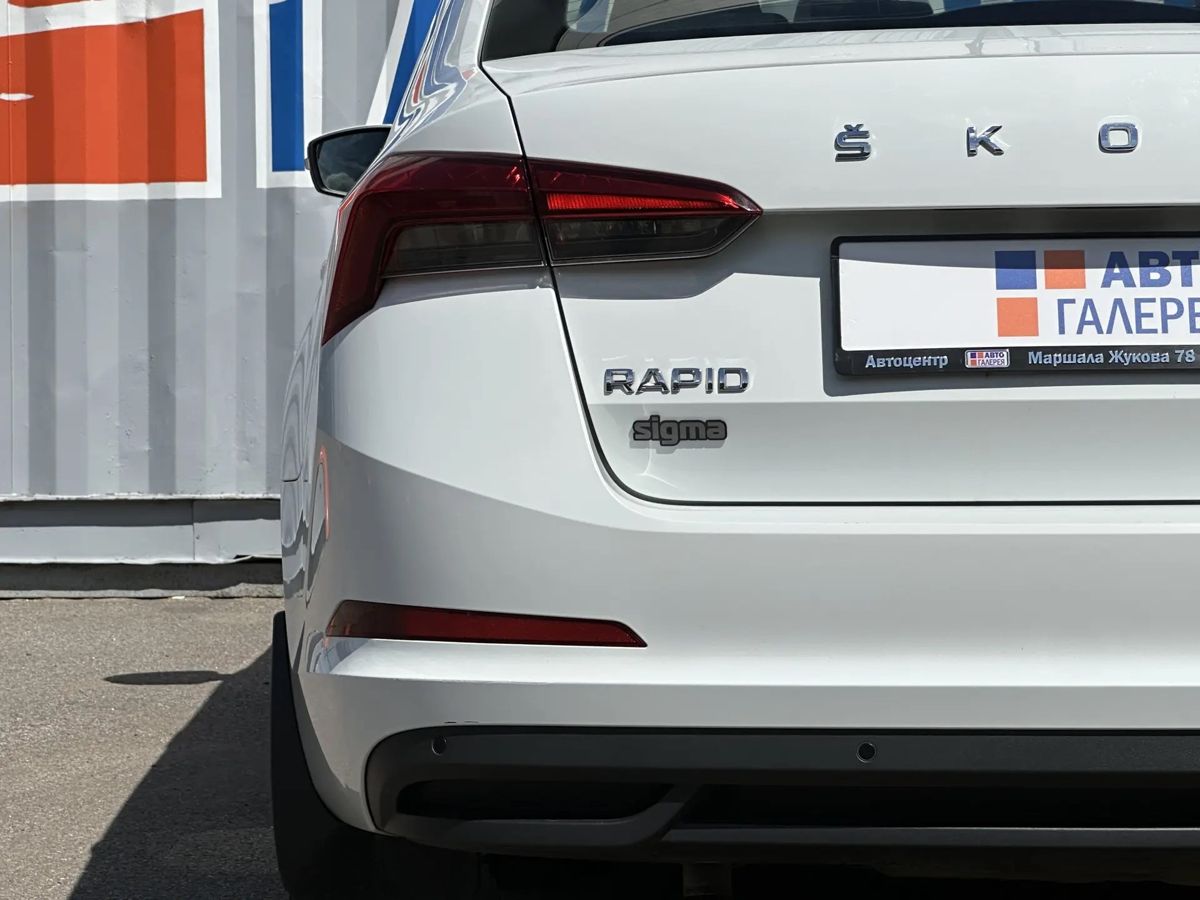 Skoda Rapid — фото 8