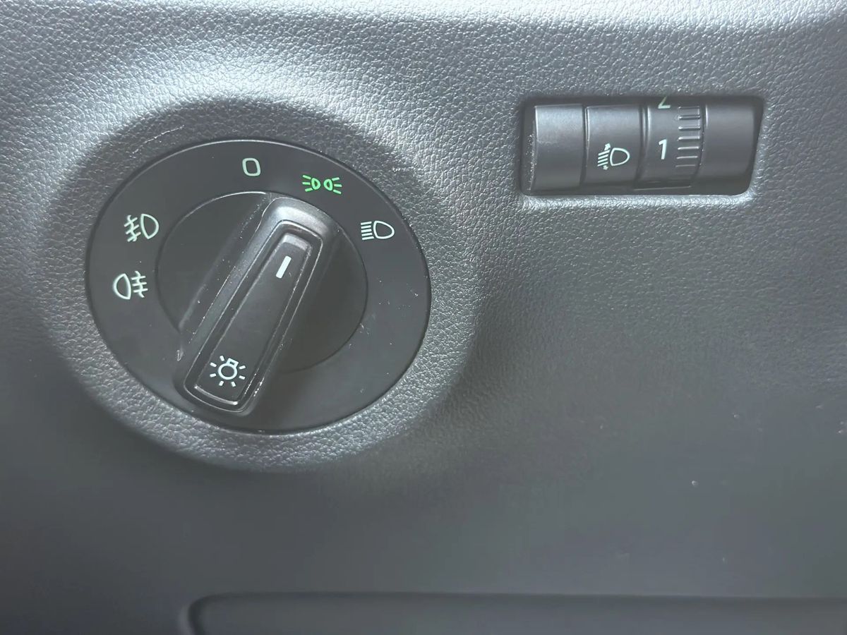 Skoda Rapid — фото 19