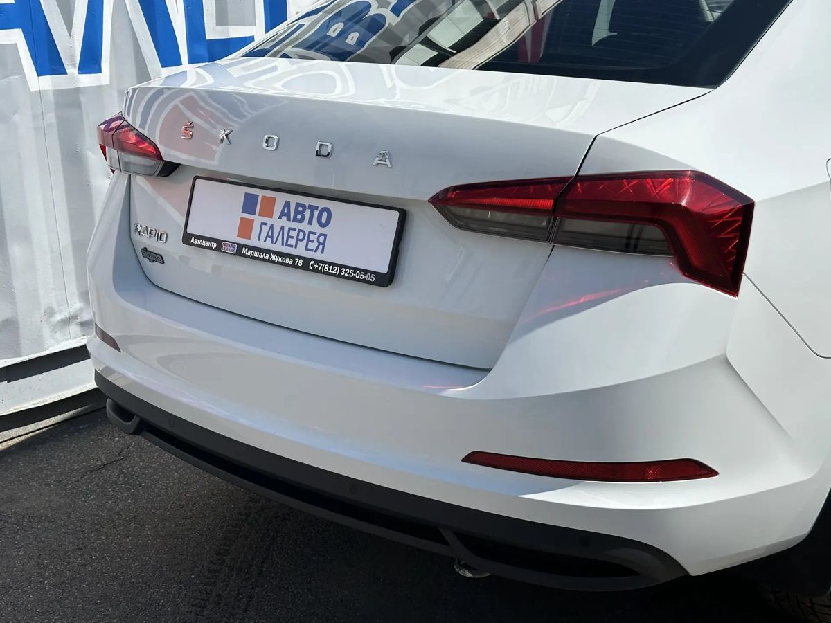 Skoda Rapid — фото 12