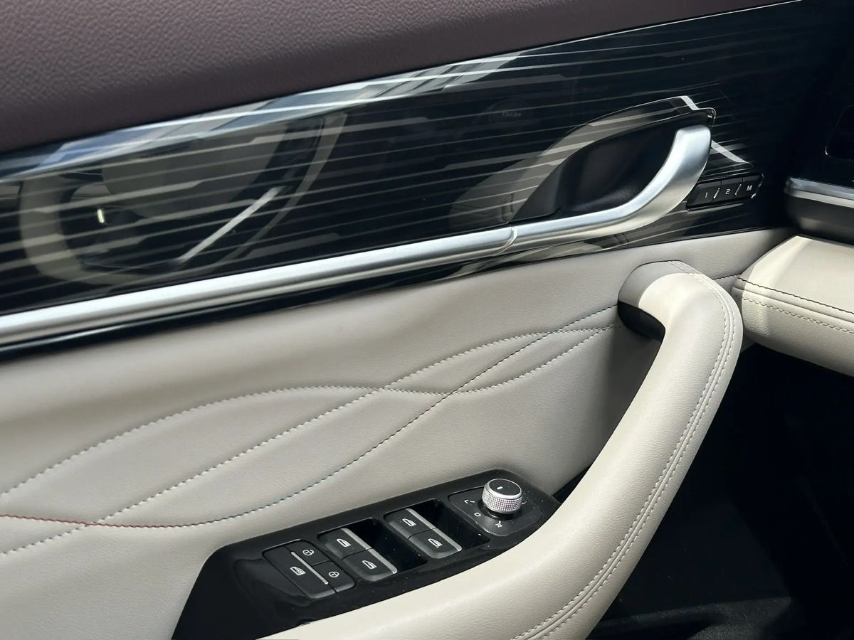 Geely Monjaro — фото 24
