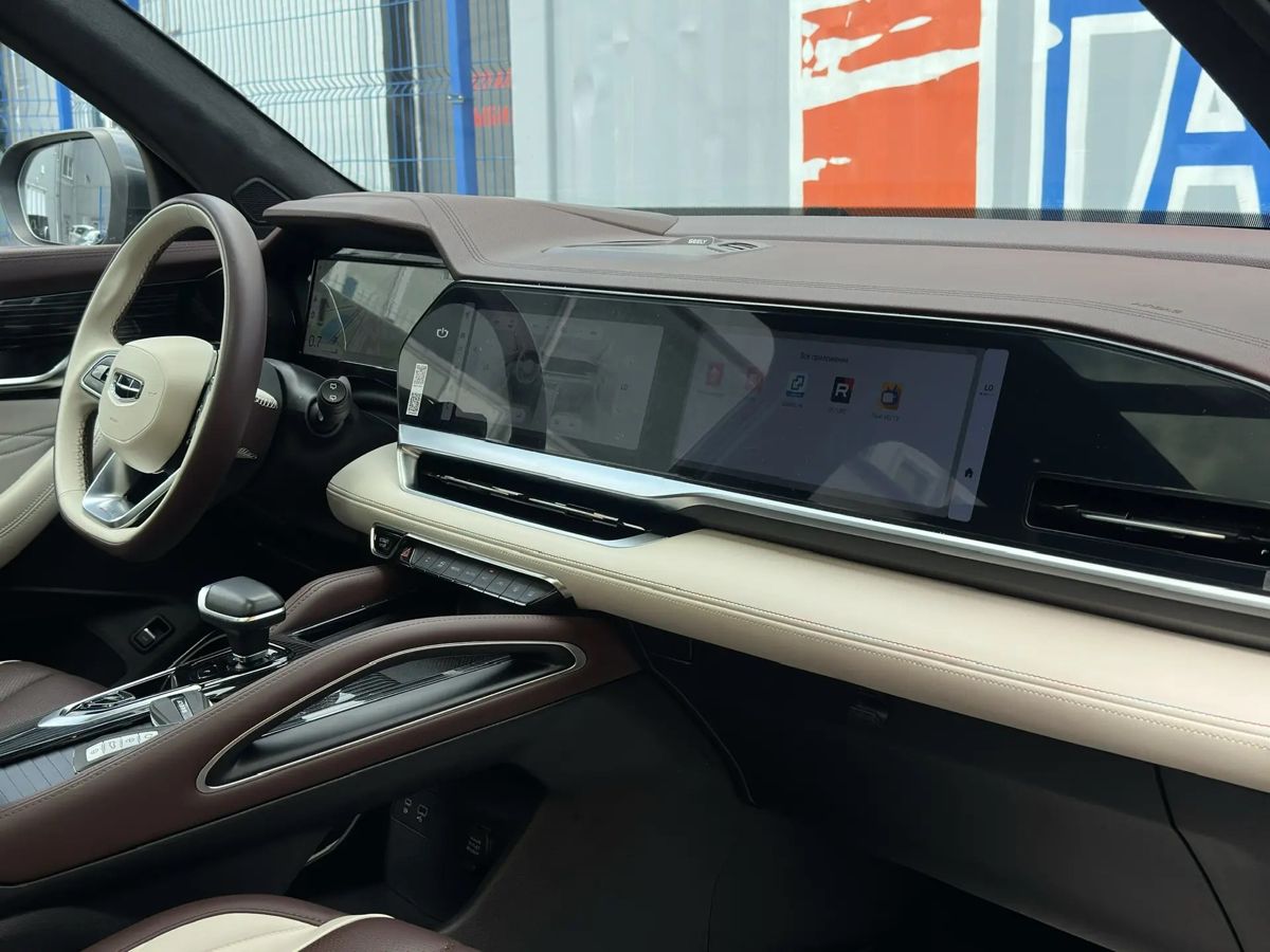 Geely Monjaro — фото 20
