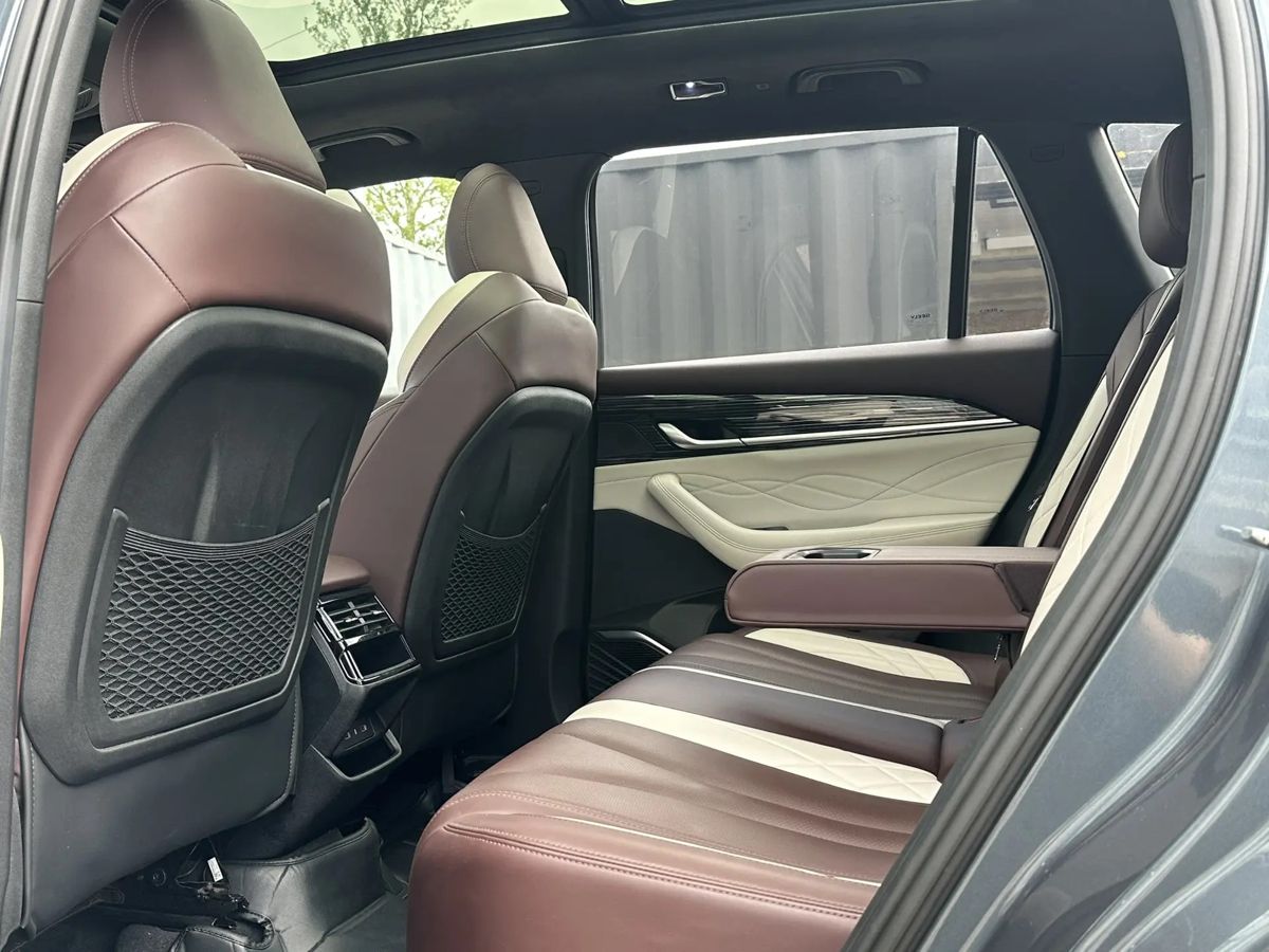 Geely Monjaro — фото 28