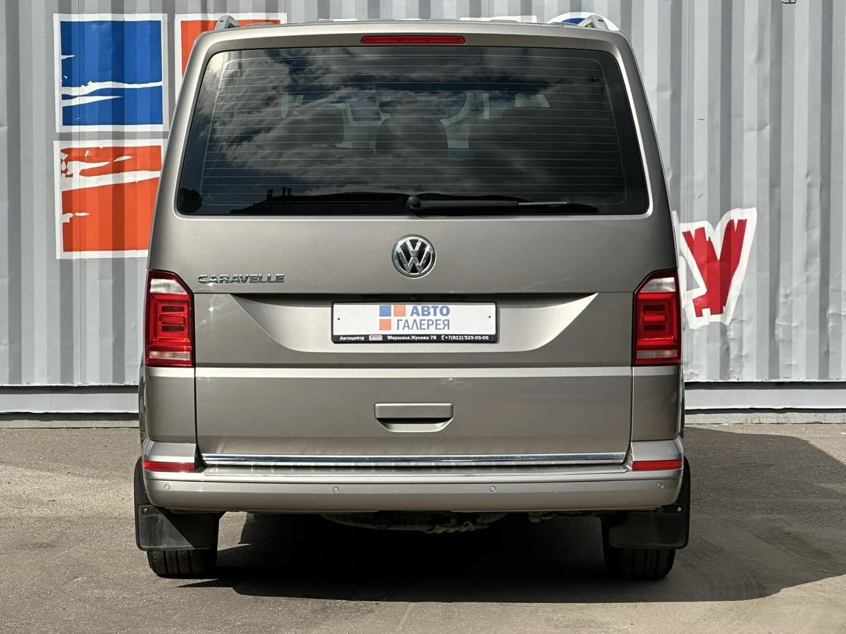 Volkswagen Caravelle — фото 5
