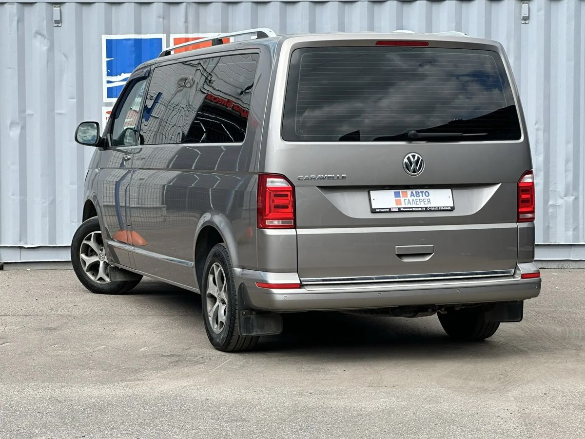 Volkswagen Caravelle — фото 4