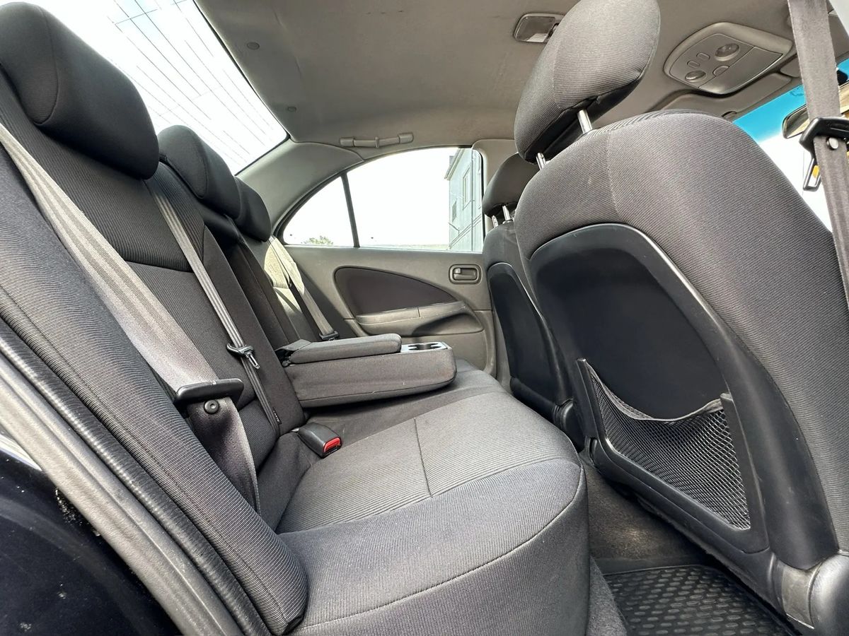 Nissan Almera Classic — фото 10