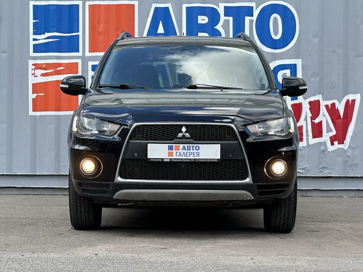 Mitsubishi Outlander — фото 5