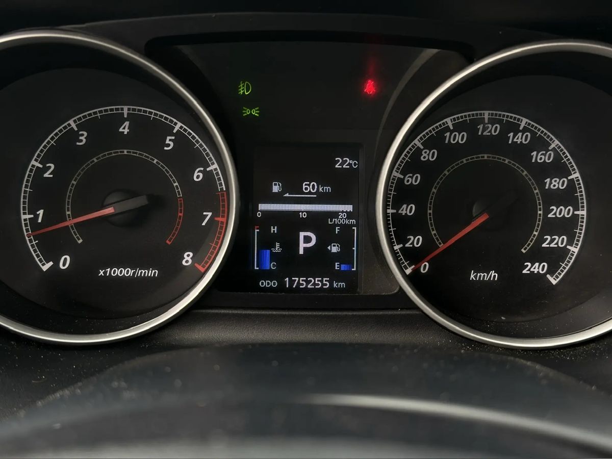 Mitsubishi Outlander — фото 18
