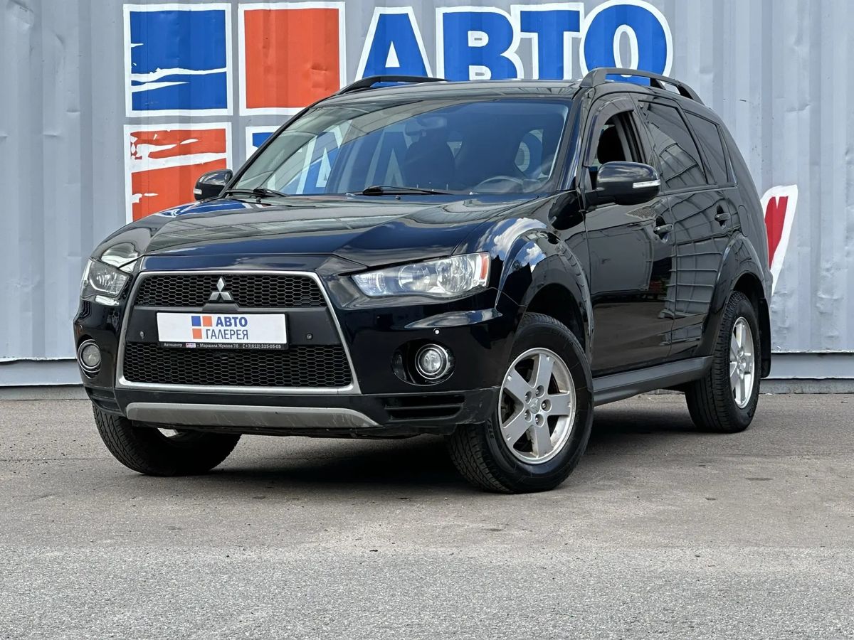 Mitsubishi Outlander 2011