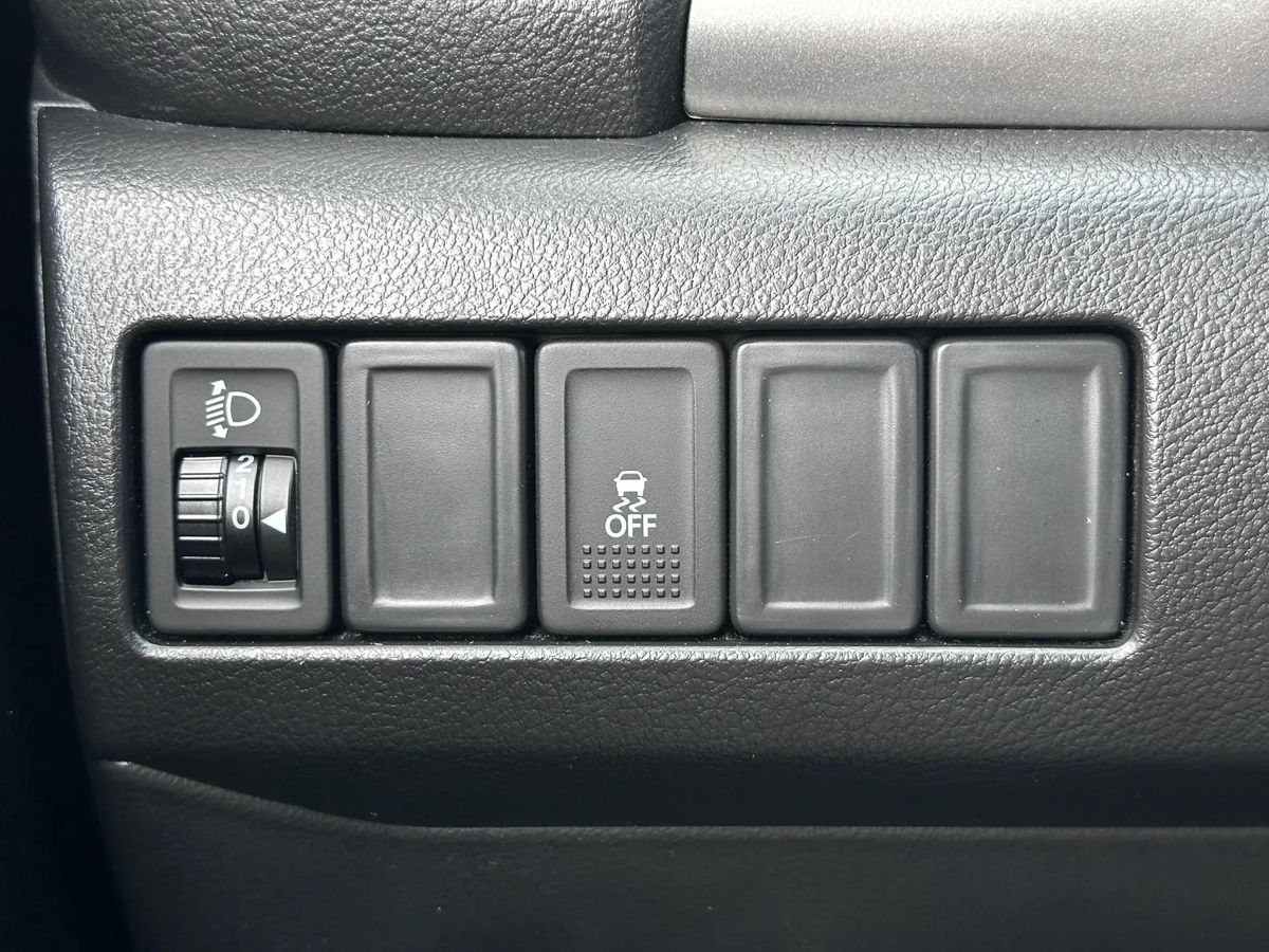 Suzuki Vitara — фото 16