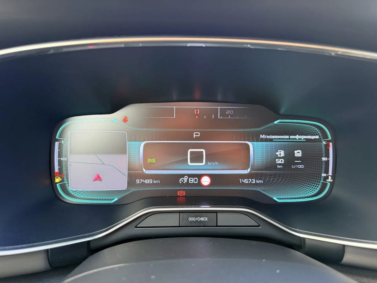 Citroen C5 Aircross — фото 13