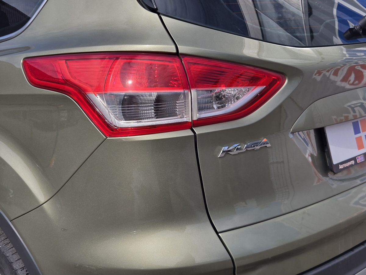 Ford Kuga — фото 10