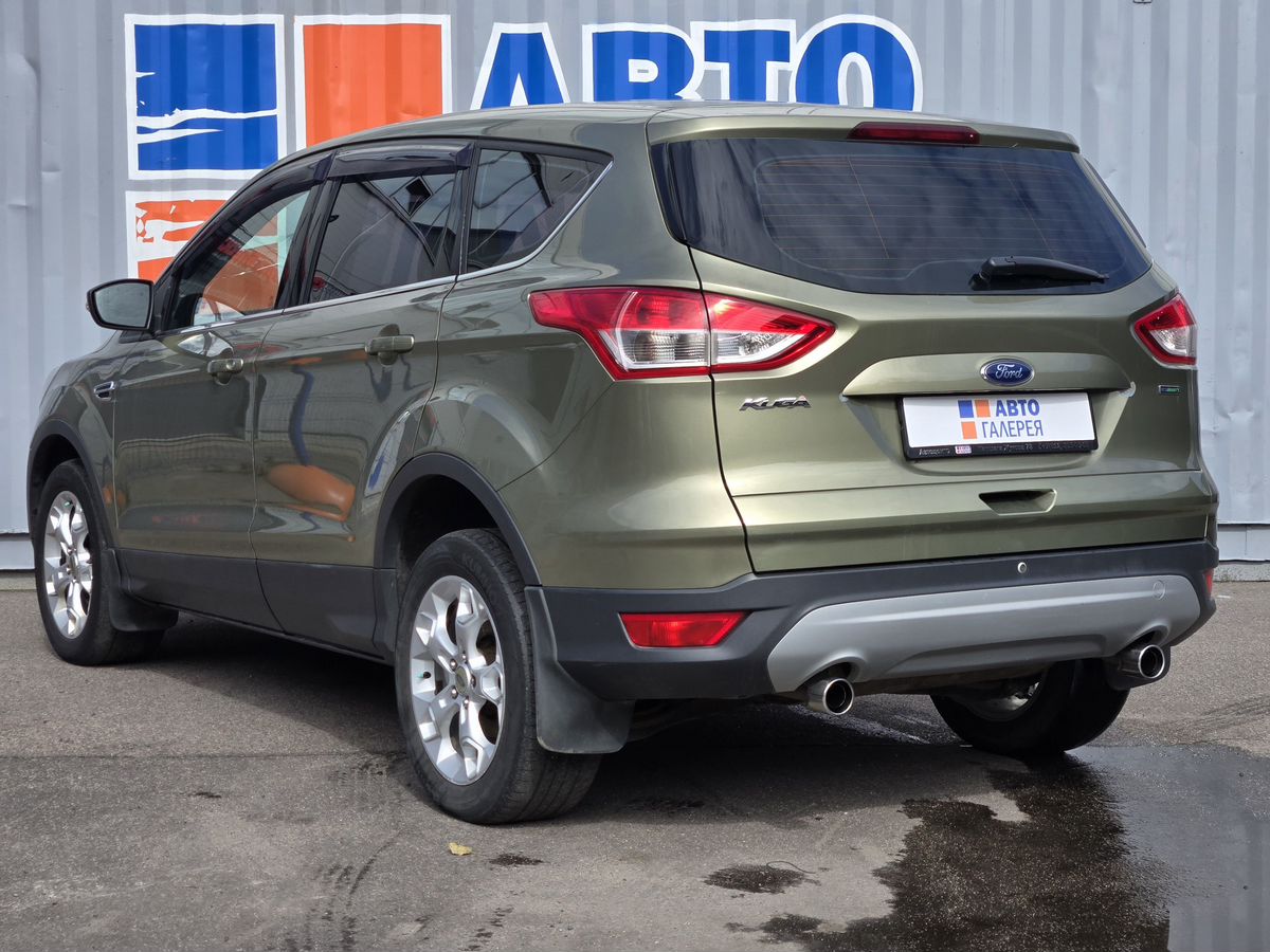 Ford Kuga — фото 6