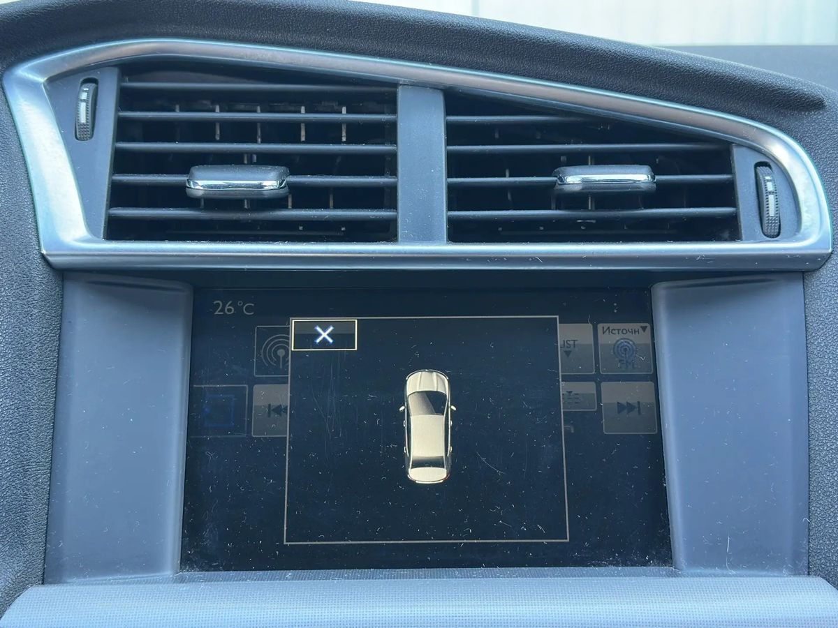 Citroen C4 — фото 12
