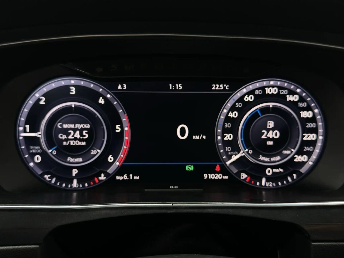 Volkswagen Tiguan — фото 33