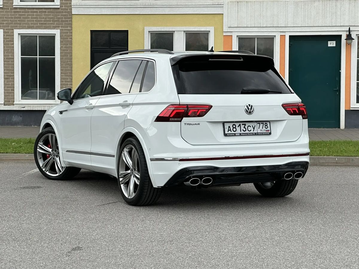 Volkswagen Tiguan — фото 6