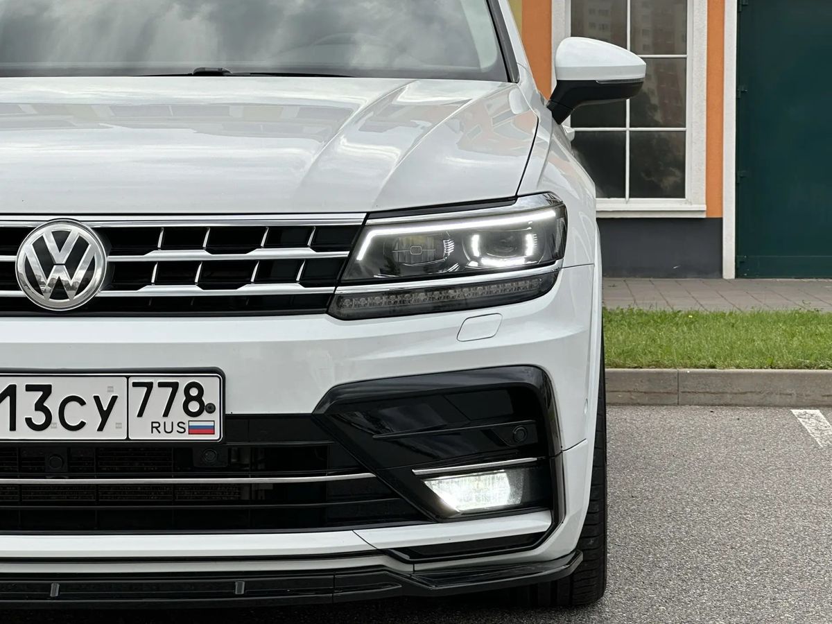 Volkswagen Tiguan — фото 10