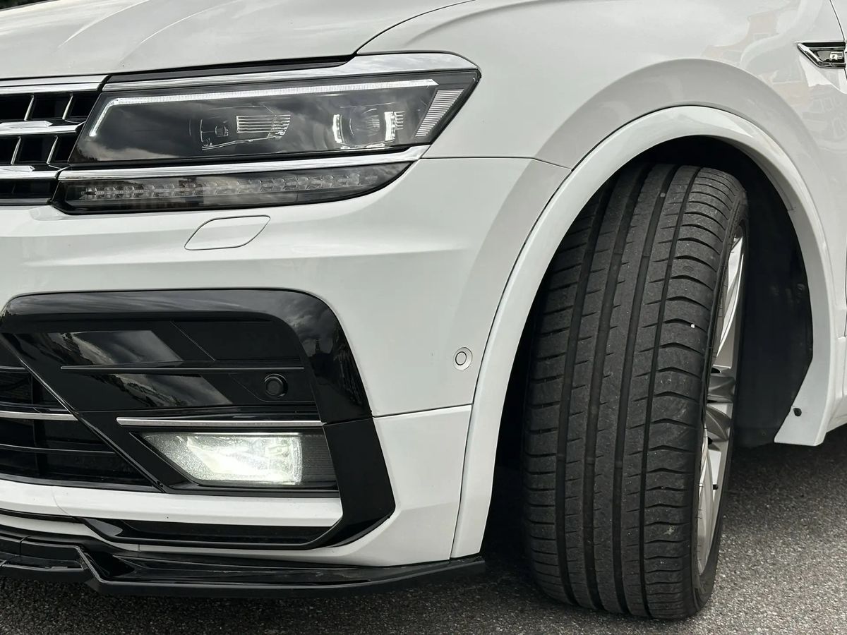 Volkswagen Tiguan — фото 16