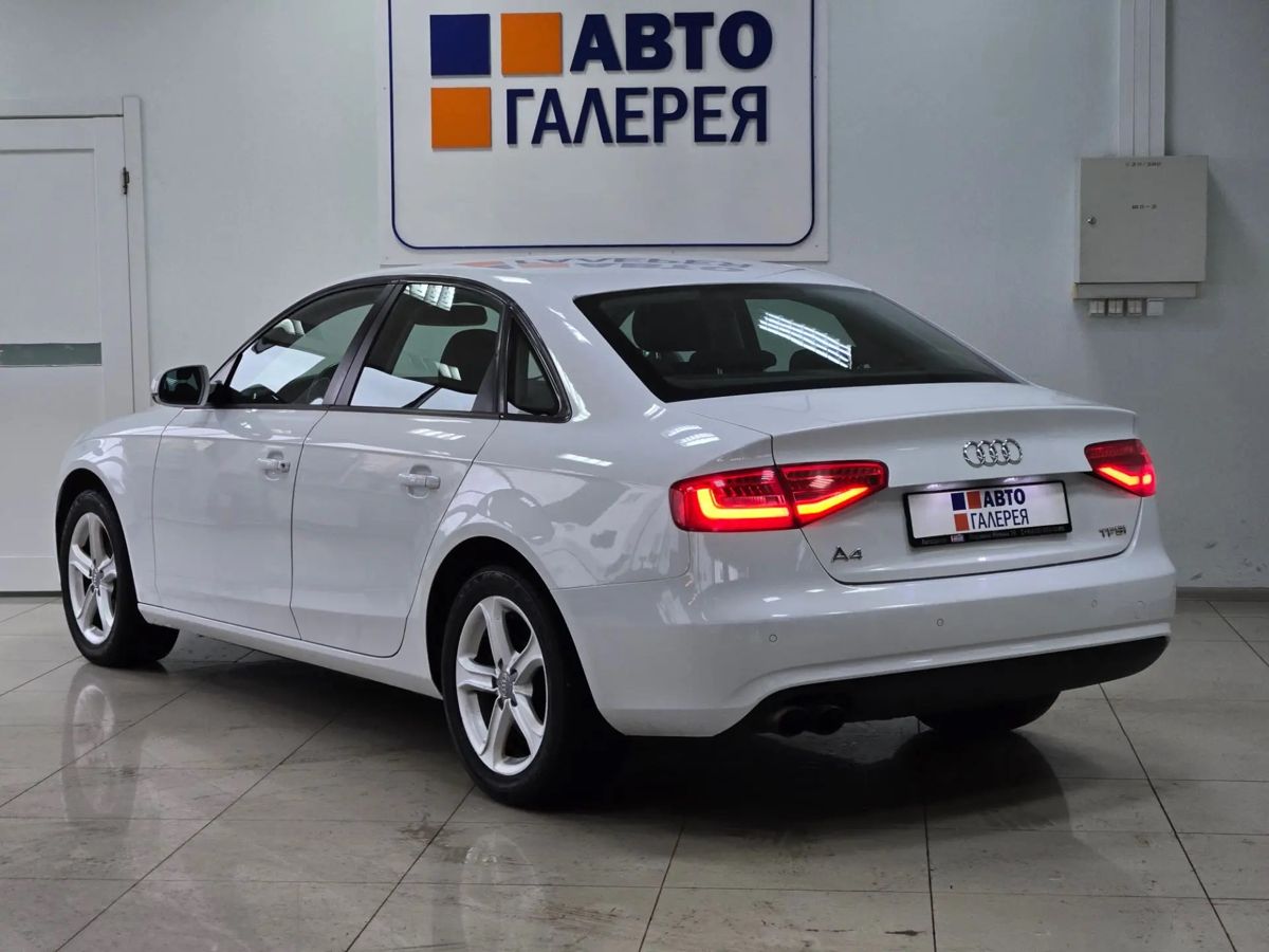 Audi A4 — фото 4