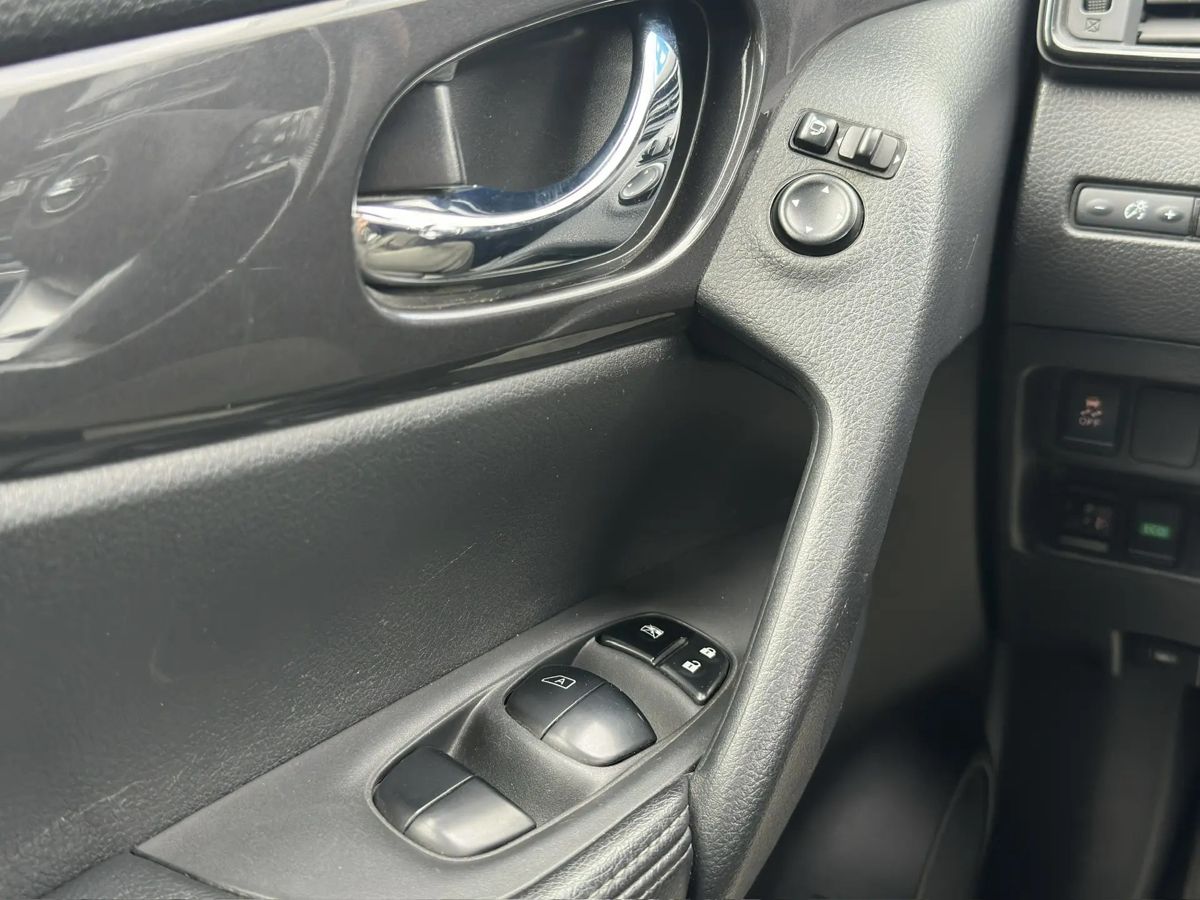 Nissan X-Trail — фото 20
