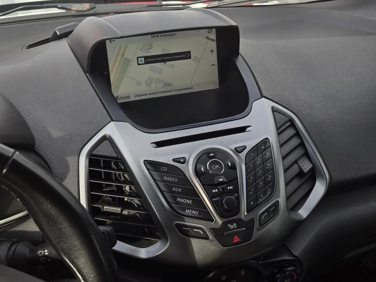 Ford EcoSport — фото 10