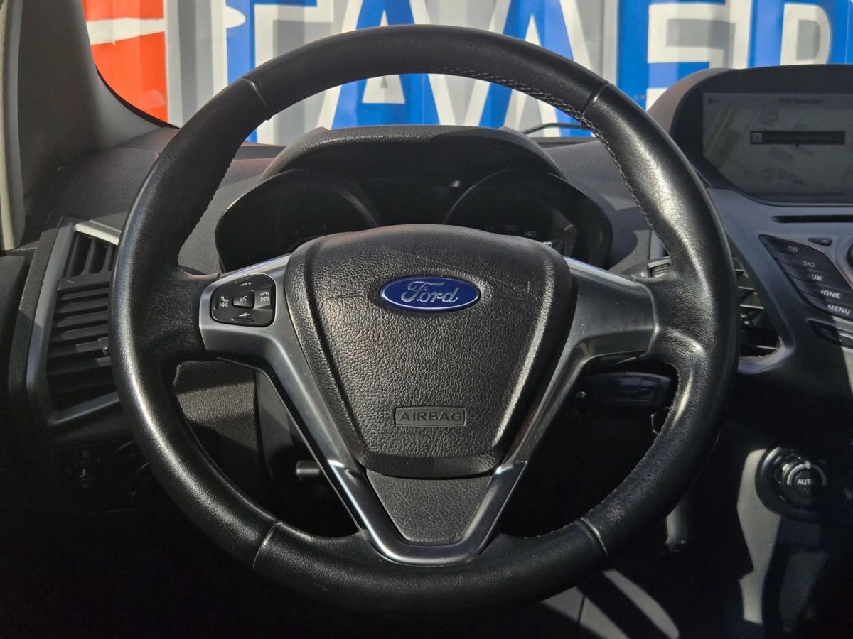 Ford EcoSport — фото 16