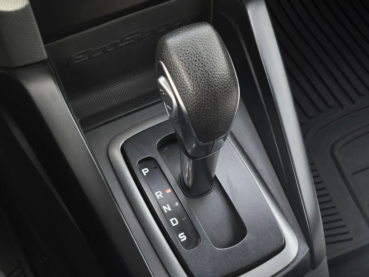 Ford EcoSport — фото 22