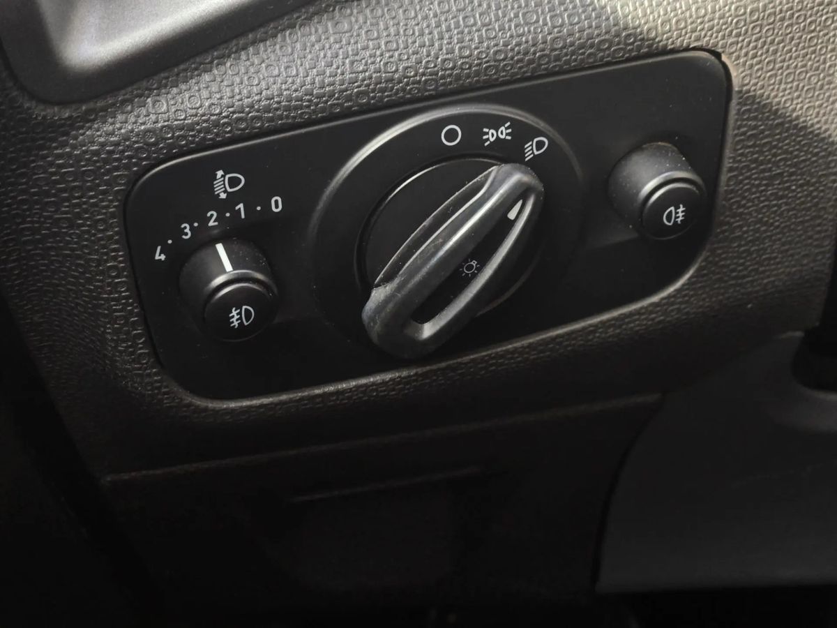 Ford EcoSport — фото 21