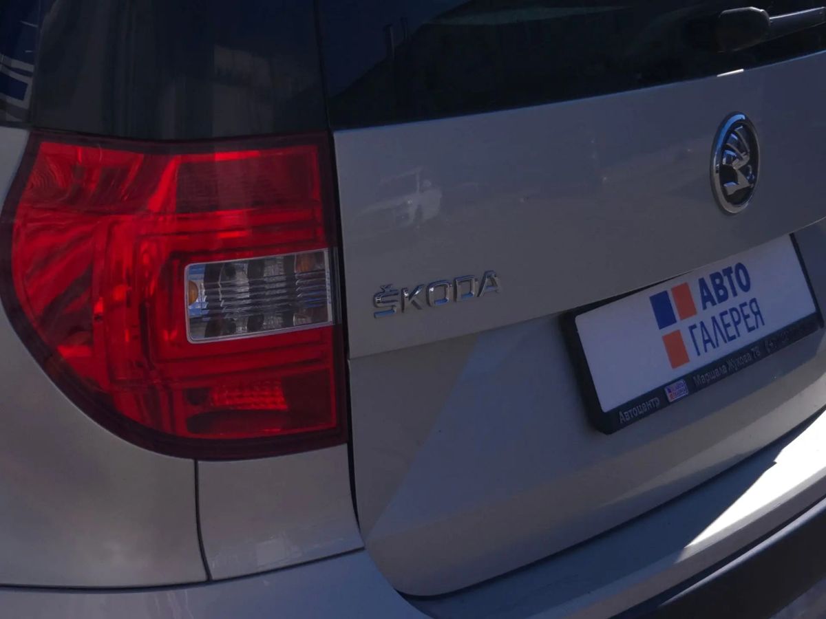 Skoda Yeti — фото 8