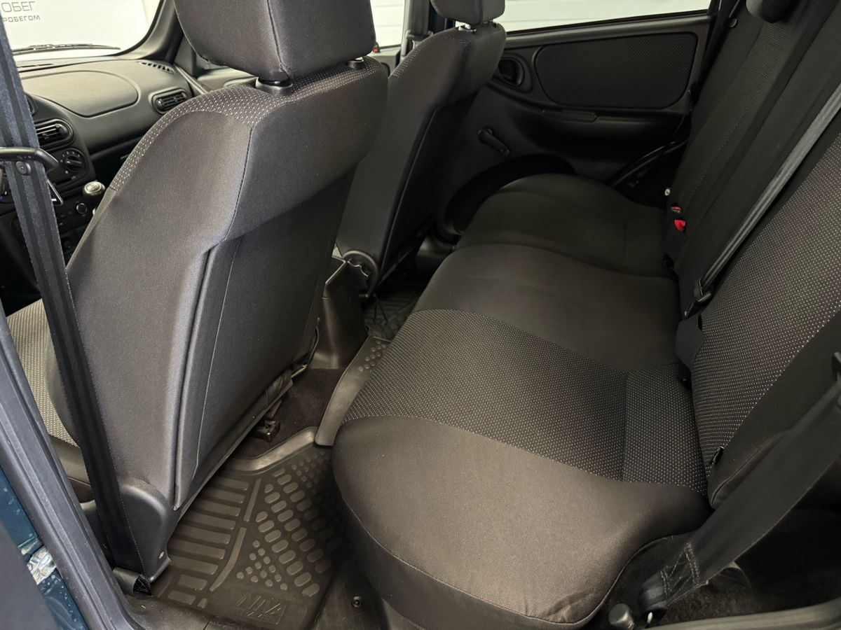 Lada (ВАЗ) Niva Travel I