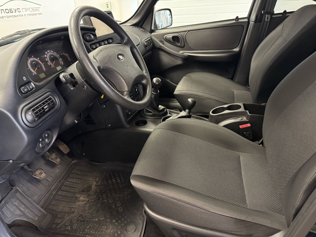 Lada (ВАЗ) Niva Travel I