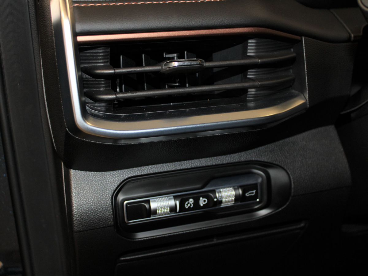 Geely Okavango I Рестайлинг