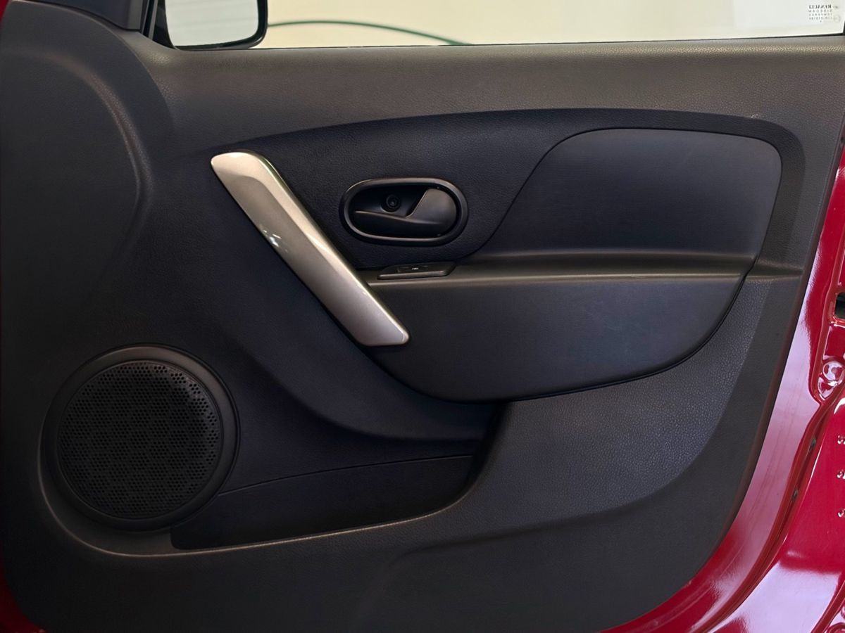 Renault Sandero II Рестайлинг