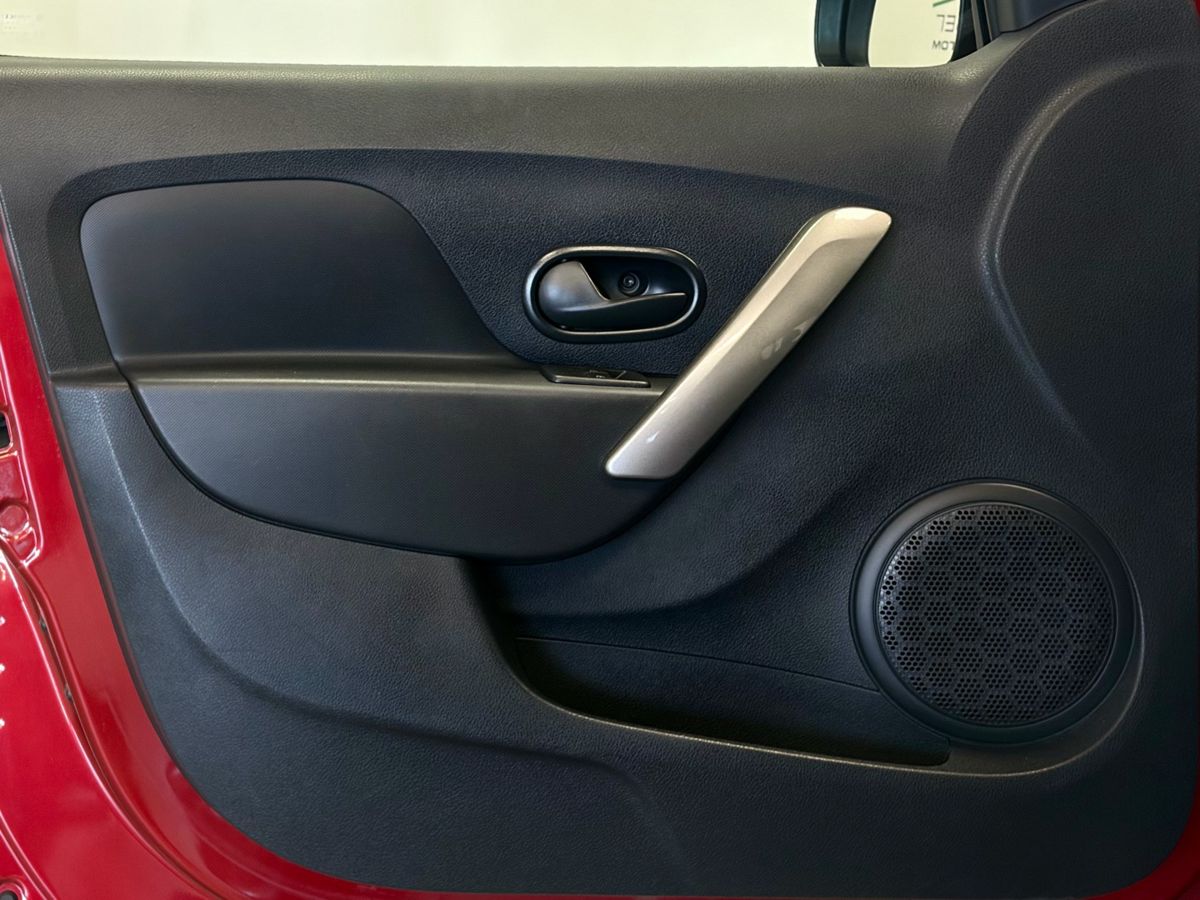 Renault Sandero II Рестайлинг