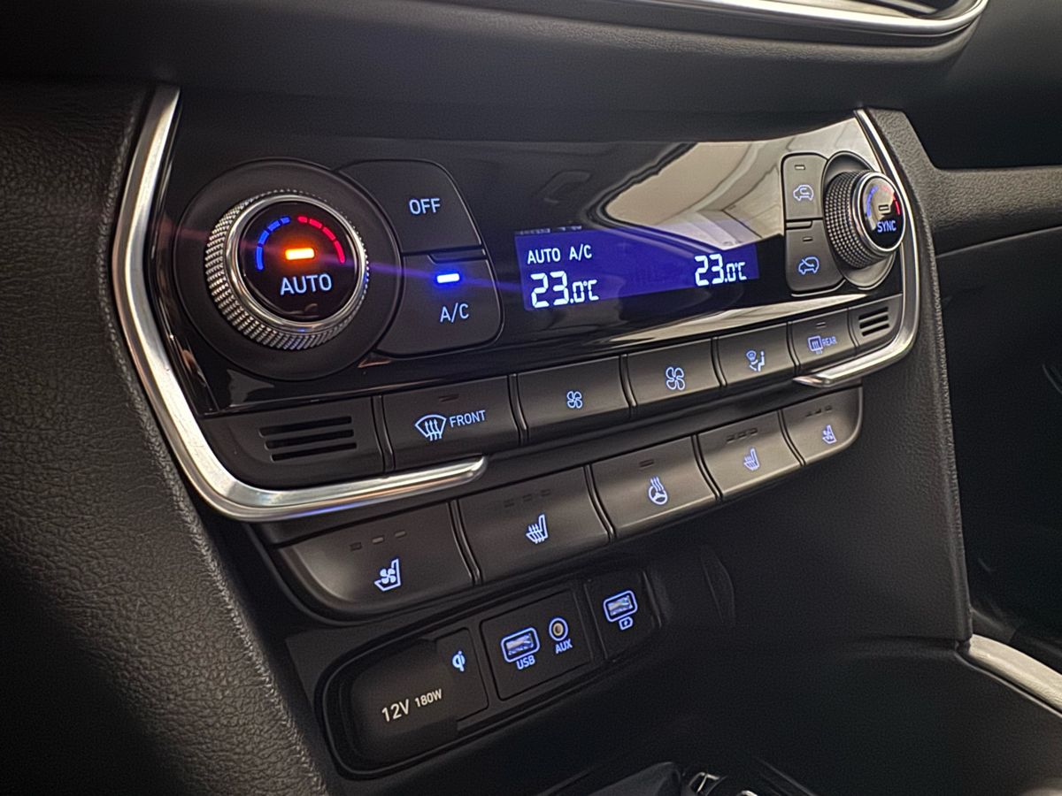 Hyundai Santa Fe IV