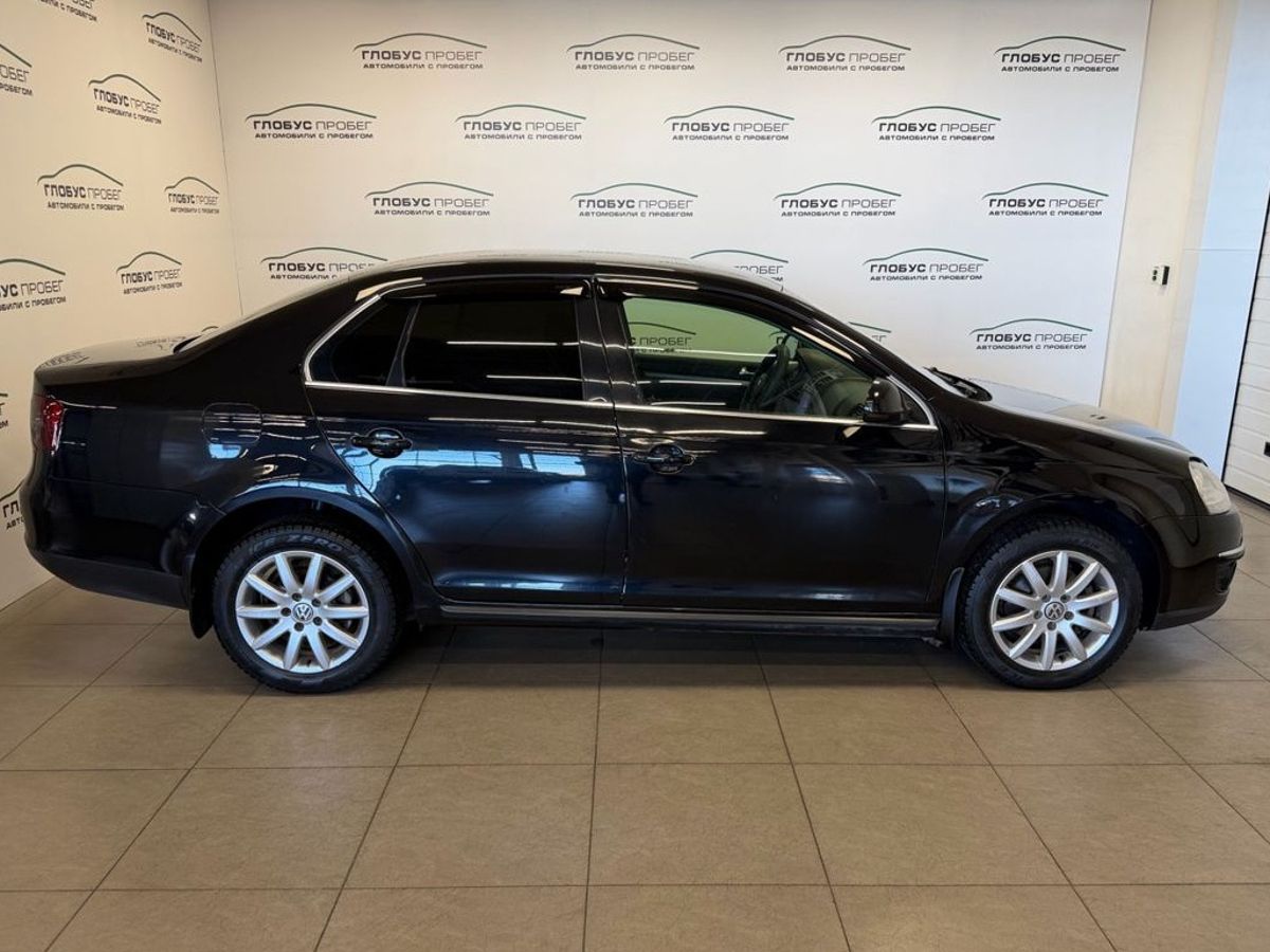 Volkswagen Jetta V