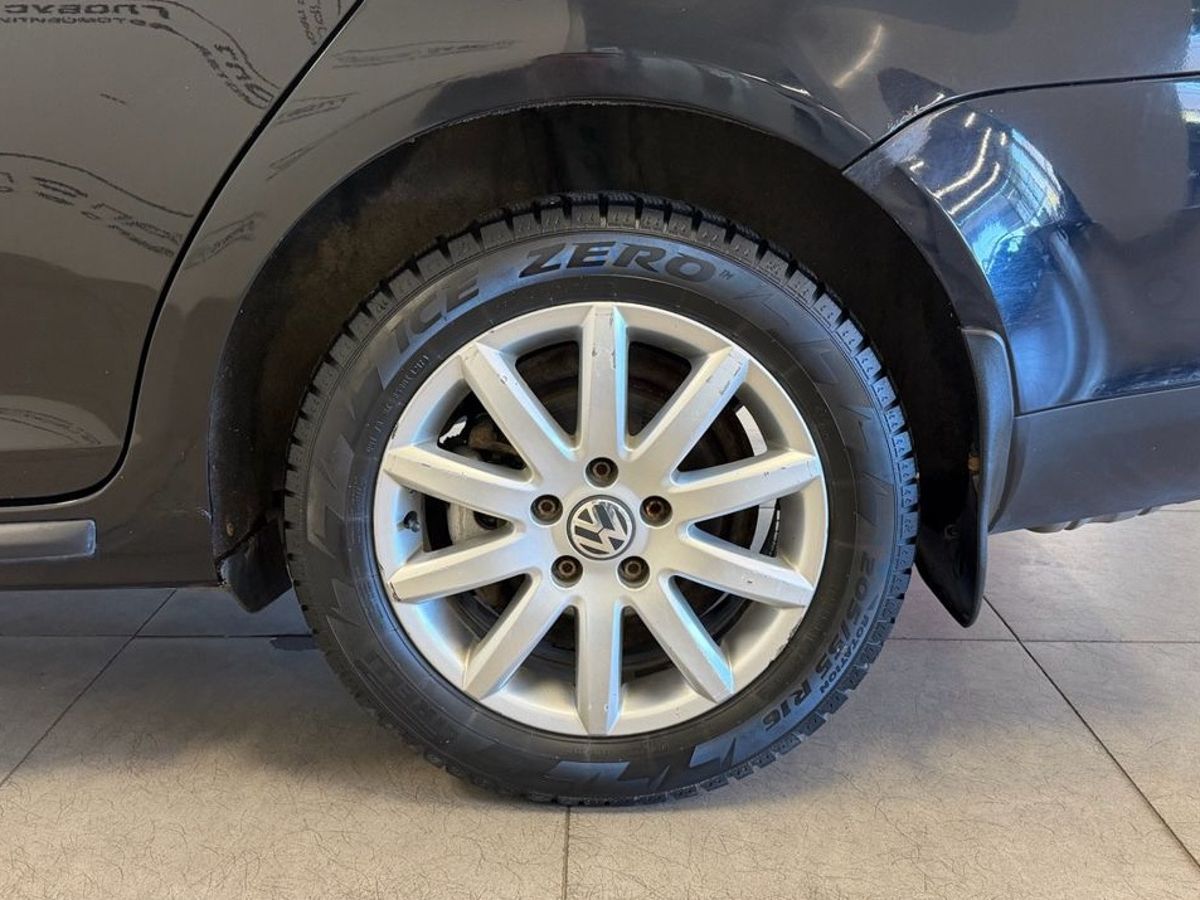 Volkswagen Jetta V