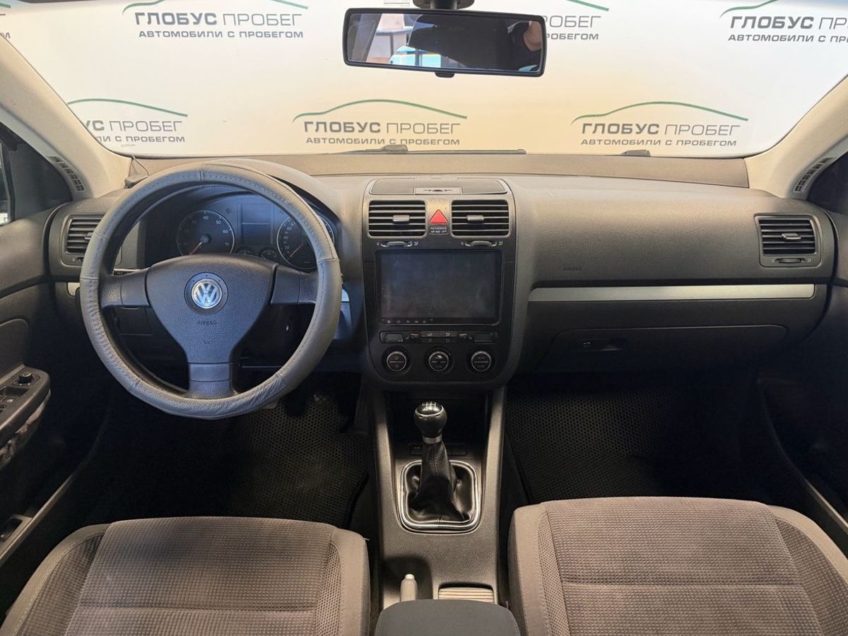 Volkswagen Jetta V
