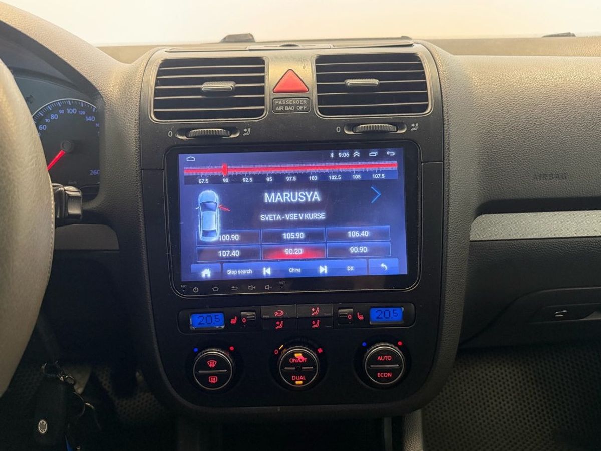 Volkswagen Jetta V