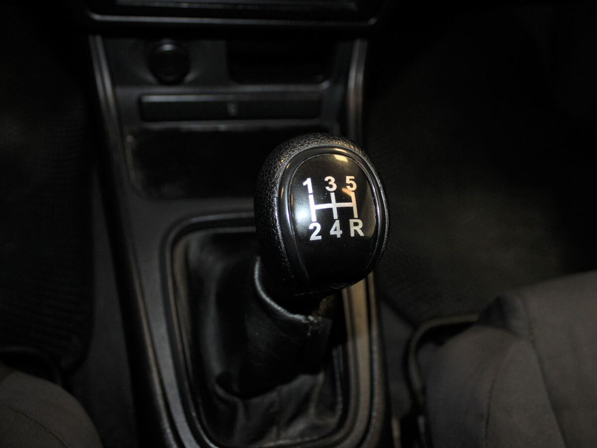 Nissan Almera II (N16) Рестайлинг
