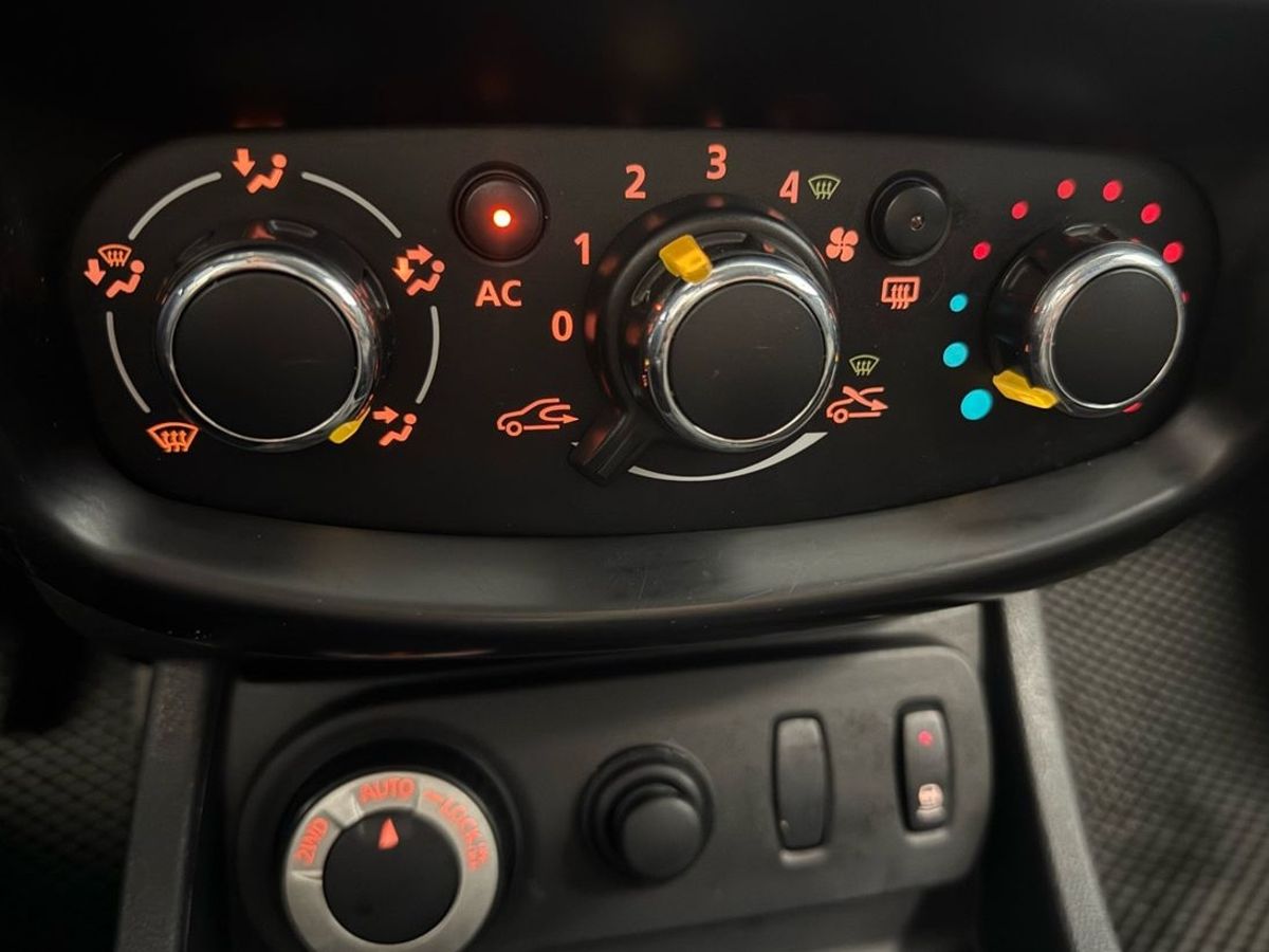 Renault Duster I