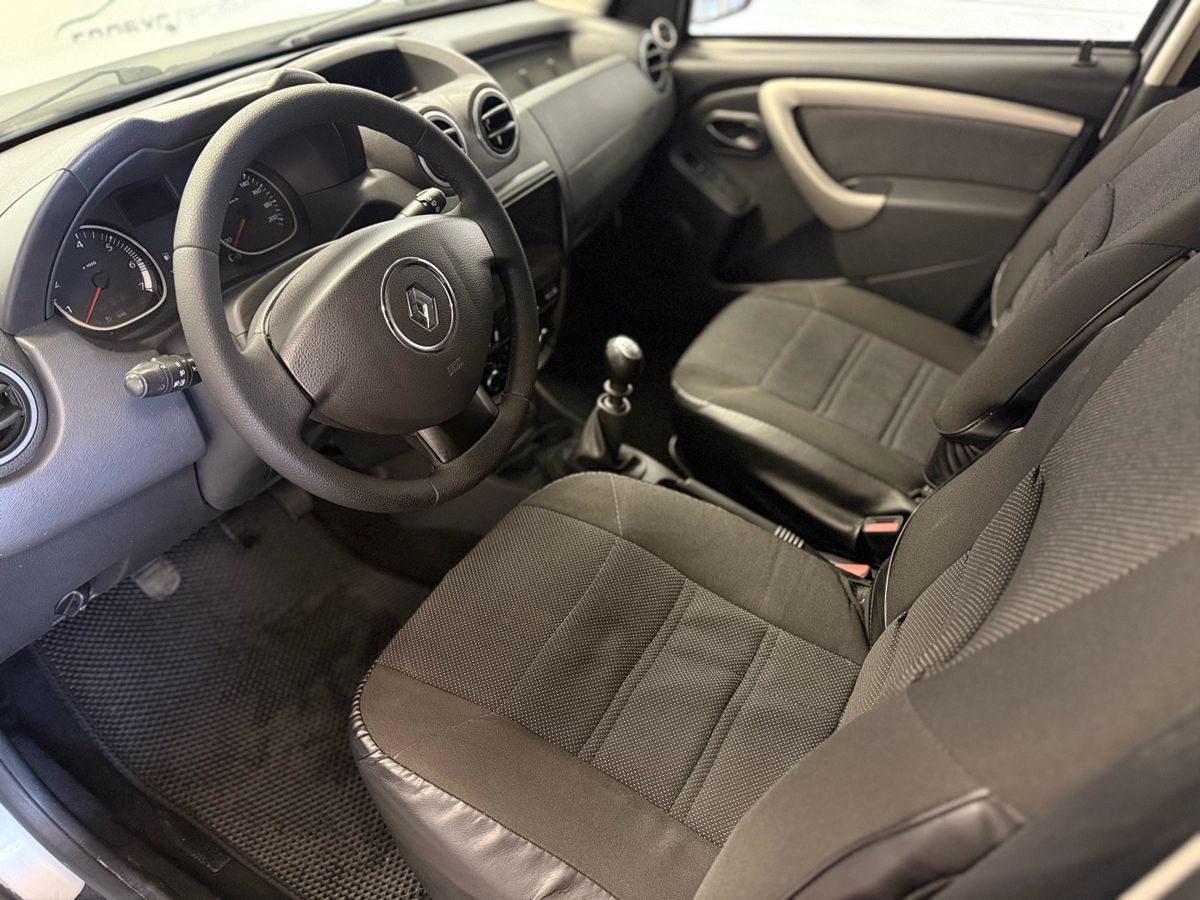 Renault Duster I