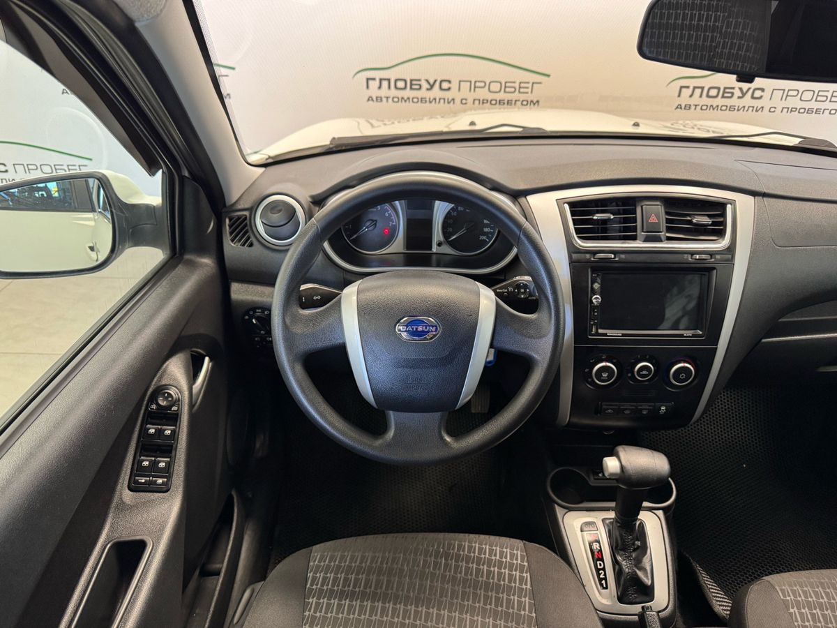 Datsun mi-DO