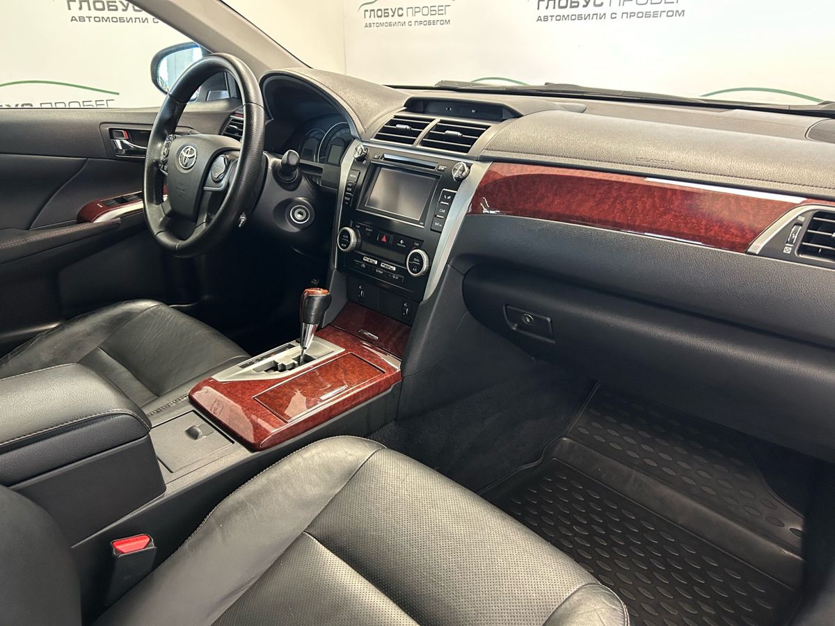 Toyota Camry VII (XV50)