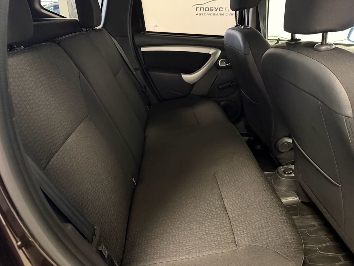 Nissan Terrano III (D10)