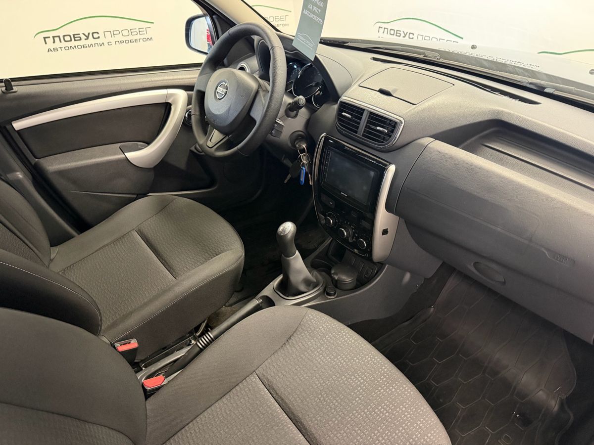 Nissan Terrano III (D10)