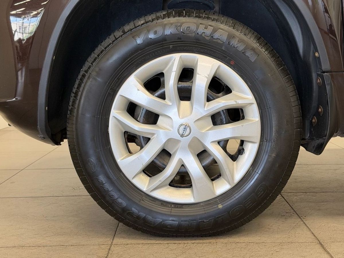 Nissan Terrano III (D10)