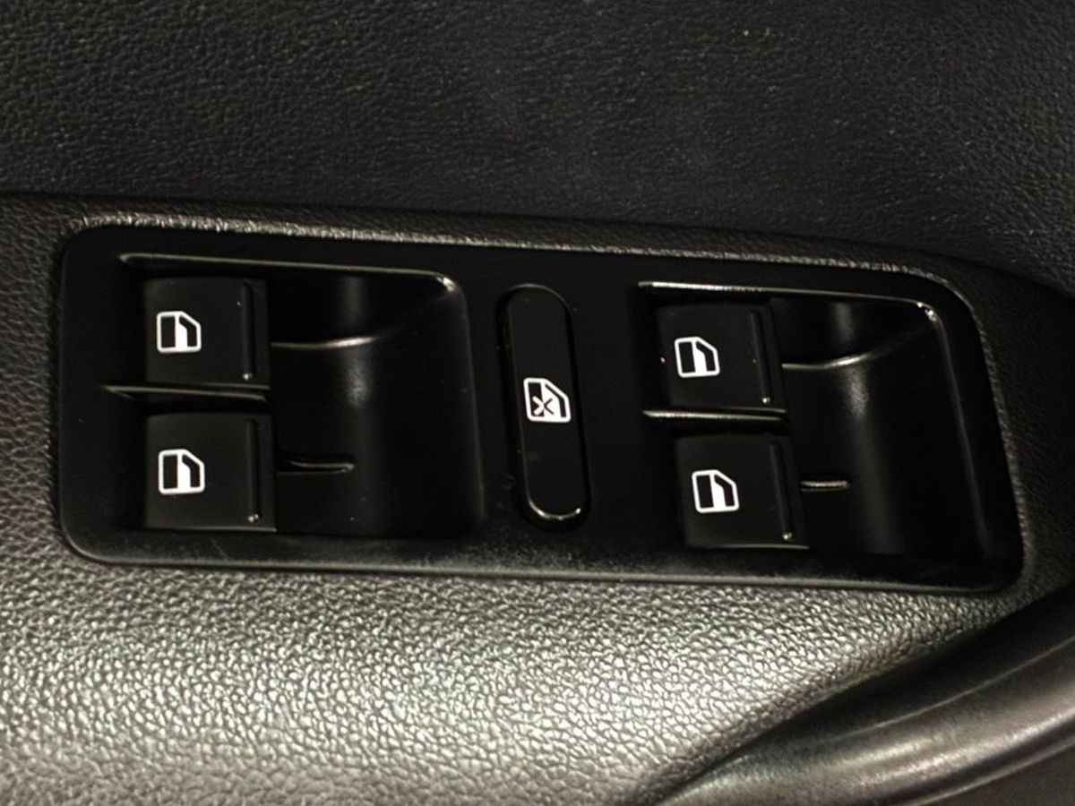 Volkswagen Polo V Рестайлинг