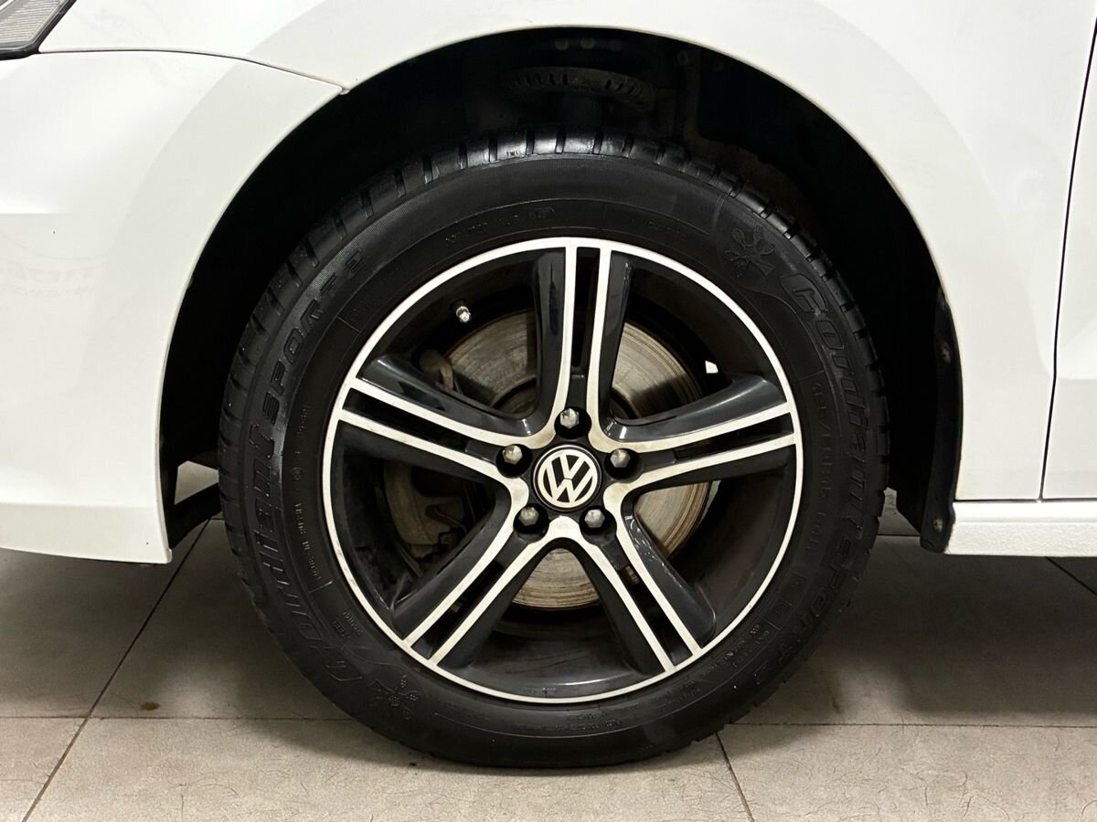 Volkswagen Polo V Рестайлинг