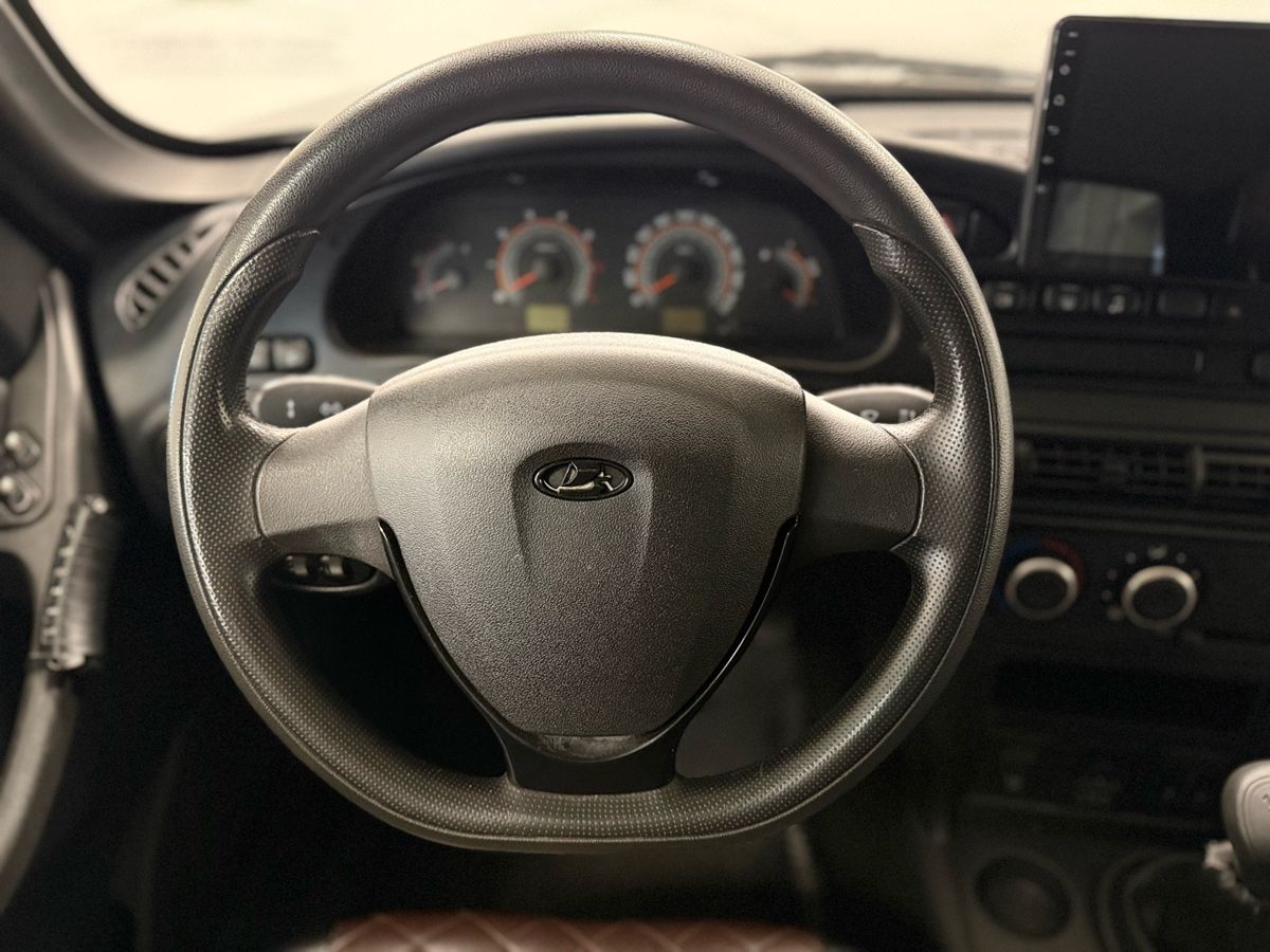 Lada (ВАЗ) Niva Travel I